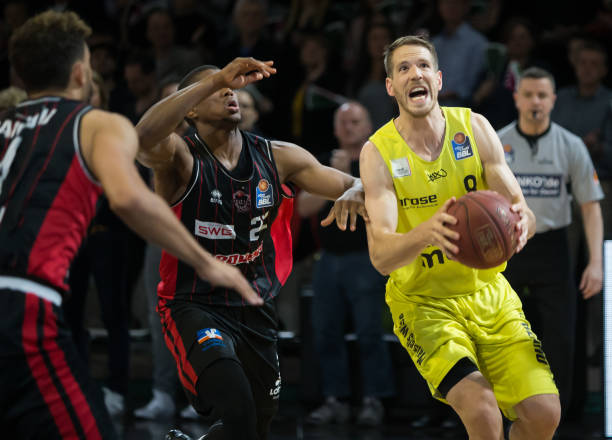 的逻辑与数 的逻辑与数