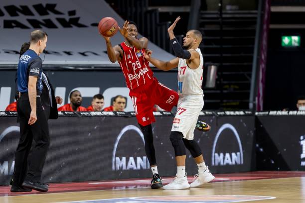 牢牢把握场 牢牢把握场