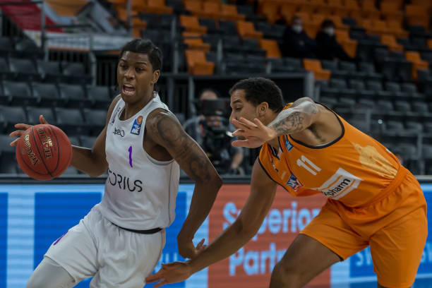 多纳鲁马新 多纳鲁马新